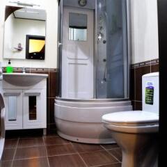 Мини-отель на Ленина в Сыктывкаре отзывы, цены и фото номеров - забронировать гостиницу Мини-отель на Ленина онлайн Сыктывкар ванная