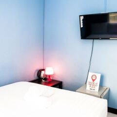Отель Nida Rooms Silom 19 Orchid Residence At The Mix Silom Бангкок сейф в номере