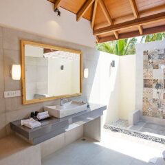 Отель Reethi Faru Resort ванная