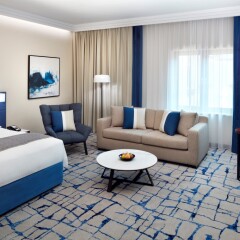 Movenpick Hotel & Apartments Bur Dubai комната для гостей фото 4