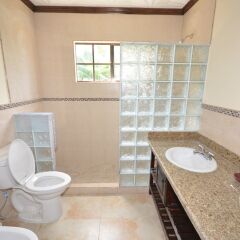 Отель Dukes Hideaway, Silver Sands 6BR ванная фото 2