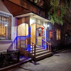 Hotel Ug городской автобус