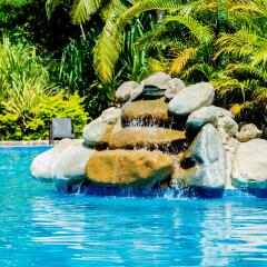 Отель Grand West's Villas Фиджи, Вити-Леву - отзывы, цены и фото номеров - забронировать отель Grand West's Villas онлайн бассейн фото 2