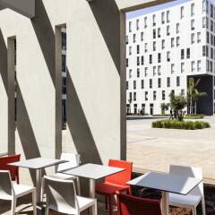 Отель Ibis Casanearshore бассейн