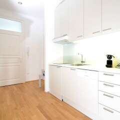 Апартаменты Vienna Residence Bright Apartment for 2 in Central but Quiet Location Вена в номере фото 2