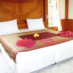 Отель Lanta Palm Beach Resort Таиланд, Ланта - отзывы, цены и фото номеров - забронировать отель Lanta Palm Beach Resort онлайн комната для гостей фото 5