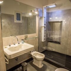 Отель B&B Bonaparte Suites Италия, Милан - отзывы, цены и фото номеров - забронировать отель B&B Bonaparte Suites онлайн ванная