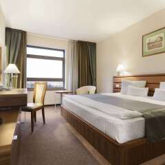 Ramada Hotel Cluj комната для гостей