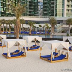 Отель DoubleTree by Hilton Dubai Jumeirah Beach бассейн фото 3