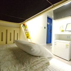 Отель Road Myeongdong Guesthouse Южная Корея, Сеул - отзывы, цены и фото номеров - забронировать отель Road Myeongdong Guesthouse онлайн удобства в номере фото 2