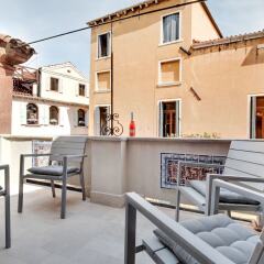 Отель Santo Stefano Accademia Apartment Venice Италия, Венеция - отзывы, цены и фото номеров - забронировать отель Santo Stefano Accademia Apartment Venice онлайн балкон