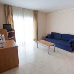 Отель Apartaments Costamar комната для гостей фото 3