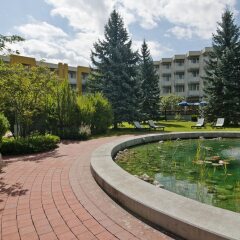 Отель Holiday Inn München Süd Германия, Мюнхен - 13 отзывов об отеле, цены и фото номеров - забронировать отель Holiday Inn München Süd онлайн бассейн фото 3