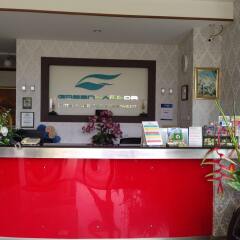 Green Harbor Hotel & Service Apartment интерьер отеля фото 2