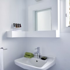 Mykonos Town Suites on Mykonos Island, Greece from 160$, photos, reviews - zenhotels.com bathroom