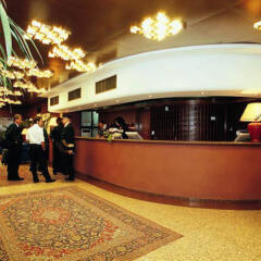 Astoria Palace Hotel интерьер отеля