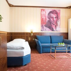 Отель Living Hotel Kanzler Германия, Бонн - отзывы, цены и фото номеров - забронировать отель Living Hotel Kanzler онлайн комната для гостей фото 4