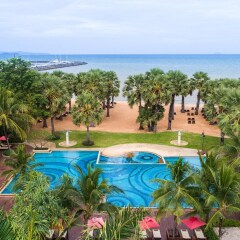 Отель Ravindra Beach Resort And Spa Таиланд, На Чом Тхиан - 6 отзывов об отеле, цены и фото номеров - забронировать отель Ravindra Beach Resort And Spa онлайн пляж фото 2