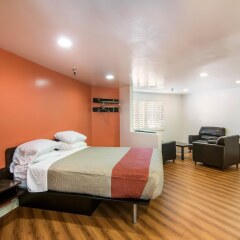 Отель Floral Inn Монтерей-Парк фото 9