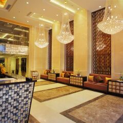 Golden Silk Boutique Hotel интерьер отеля