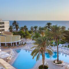 Отель Louis Imperial Beach пляж фото 2
