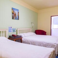 Chengdu Mrs Panda Hostel комната для гостей
