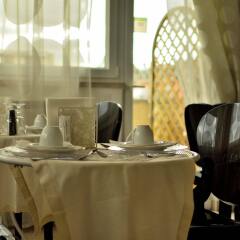 Отель Rome & Suites интерьер отеля