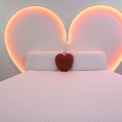Отель Irooms Jacuzzi Suites Италия, Рим - отзывы, цены и фото номеров - забронировать отель Irooms Jacuzzi Suites онлайн удобства в номере