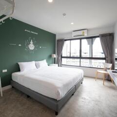 Yaks House Hostel Бангкок комната для гостей