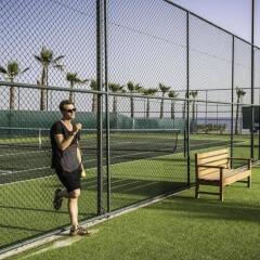 Rubi Platinum Spa Resort & Suites - Всё включено Турция, Аланья - отзывы, цены и фото номеров - забронировать отель Rubi Platinum Spa Resort & Suites - Всё включено онлайн спортивное сооружение
