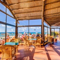 Отель SBH Costa Calma Beach Resort - All Inclusive бассейн