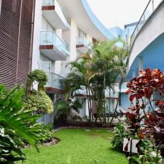 Country Hotel and Suites фото 11