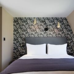 Hotel Maxim Quartier Latin сейф в номере