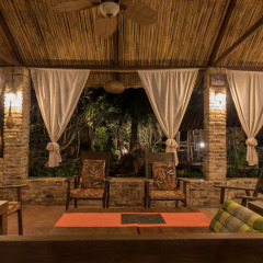 Отель Frog and Catfish Country Inn Krabi гостиничный бар