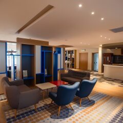 Гостиница Holiday Inn Aktau - Seaside Казахстан, Актау - отзывы, цены и фото номеров - забронировать гостиницу Holiday Inn Aktau - Seaside онлайн интерьер отеля