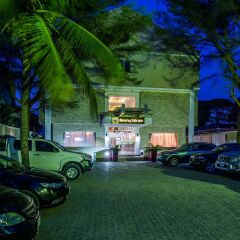 Отель Morning Side Suites парковка