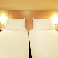 Отель ibis Toulouse Blagnac Aéroport Франция, Бланьяк - отзывы, цены и фото номеров - забронировать отель ibis Toulouse Blagnac Aéroport онлайн комната для гостей фото 5