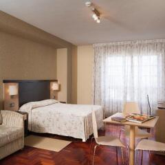 Отель Apartamentos Portazgo - La Coruña комната для гостей фото 4