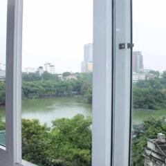 Отель Holiday Lakeview Hotel Вьетнам, Ханой - отзывы, цены и фото номеров - забронировать отель Holiday Lakeview Hotel онлайн приотельная территория