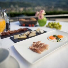 Отель La Maiena Life Resort Марленго в номере