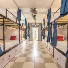 Отель AZ Hanoi Hostel Вьетнам, Ханой - отзывы, цены и фото номеров - забронировать отель AZ Hanoi Hostel онлайн интерьер отеля