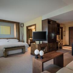 Отель Eurostars Suites Mirasierra комната для гостей фото 2