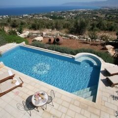 Отель Z&X Holiday Villas Кипр, Пафос - отзывы, цены и фото номеров - забронировать отель Z&X Holiday Villas онлайн бассейн
