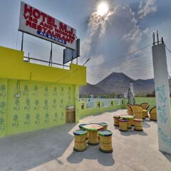 OYO 12505 Hotel MJ бассейн фото 2