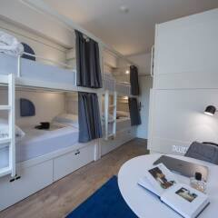 Отель Bluesock Hostels Lisboa в номере