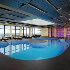 Sheraton Munich Arabellapark Hotel бассейн