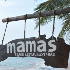 Mamas Coral Beach Hotel & Restaurant пляж фото 2