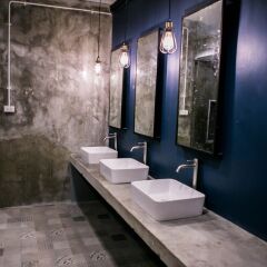 Silom Space Hostel Бангкок ванная