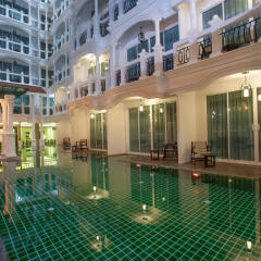 Отель Nida Rooms Talat Yai Robinson Ocean Пхукет бассейн фото 3