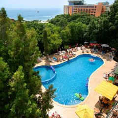Отель Tintyava Park Hotel Болгария, Золотые пески - отзывы, цены и фото номеров - забронировать отель Tintyava Park Hotel онлайн балкон